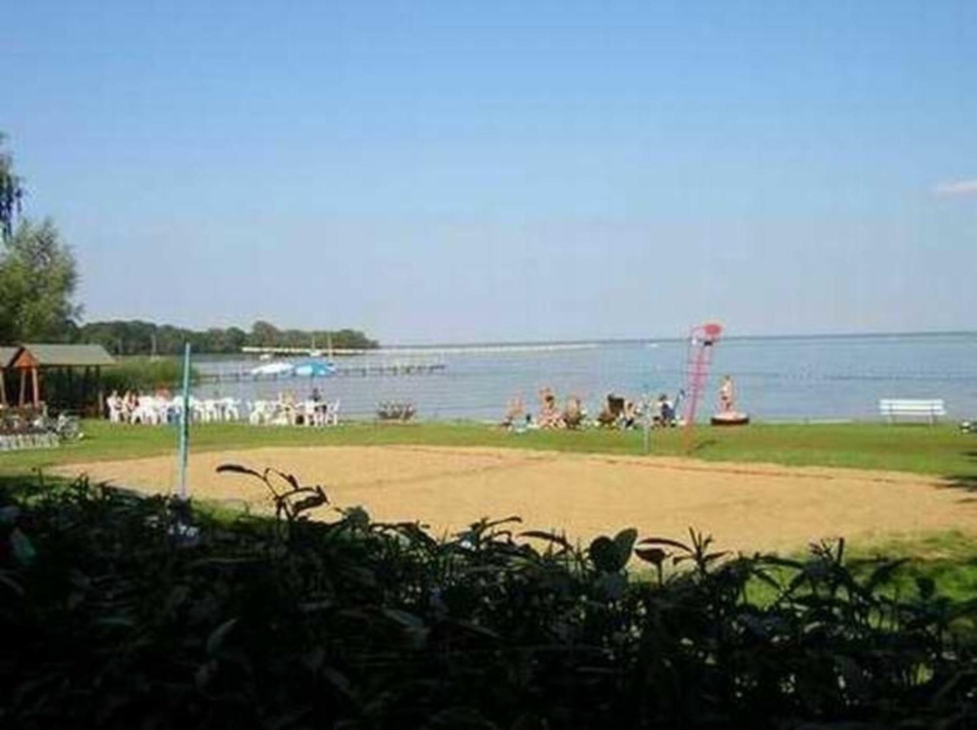 Ferienwohnung Dachs Im Mueritz Seepark Marienfelde Buitenkant foto